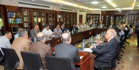 عبد الله الزواري والحبيب ابو عجيلة يشاركان بحلقة نقاش حول آفاق الوضع التونسي الراهن وتحدياته 