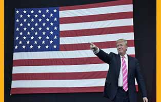  أوراق بحثية: واشنطن القرن الحادي والعشرين على خطى أواخر عهد روما القديمة؟ ترامب ليس صاعقة في سماء صافية/ سعد محيو –شباط 2018