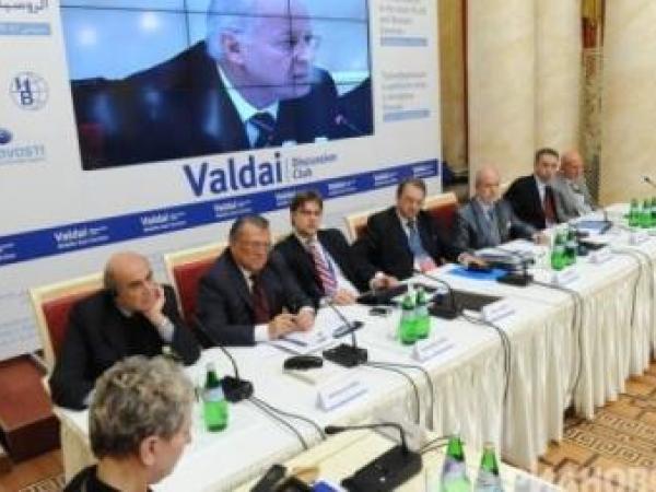  رئيس المركز الاستشاري للدراسات والتوثيق شارك في مؤتمر الاسلاميون في السياسة: العقيدة او المصلحة؟