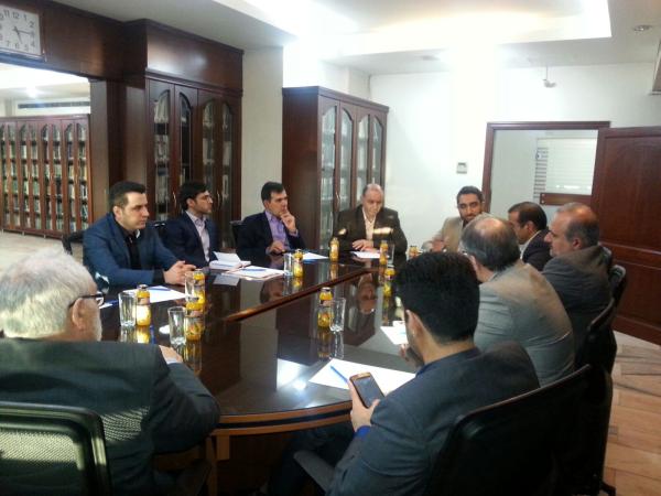  وفد ايراني رفيع المستوى يزور المركز الاستشاري