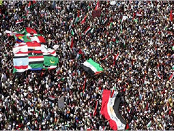  مقالات: العالم العربي في مواجهة مأزق التغيير: الحاجة إلى ثلاث ثورات متزامنة / د. عبد الحليم فضل الله