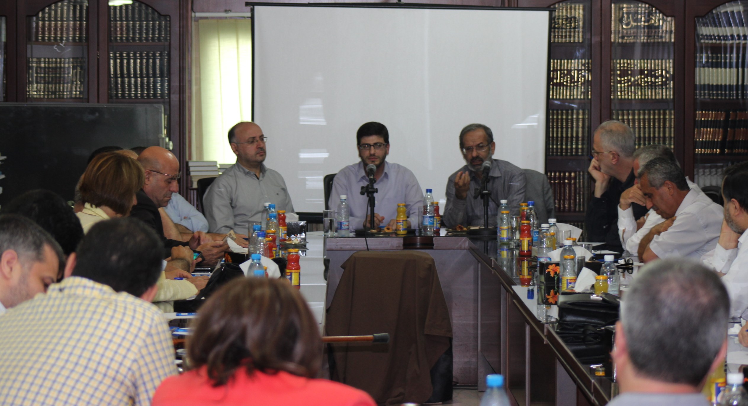 حلقة نقاش:  د. سعد الله زارعي، رؤية ايران لمستقبل المنطقة بعد الاتفاق النووي / ٦ آب ٢٠١٥